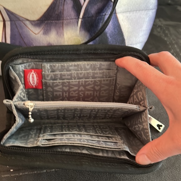 Harvey’s Sleeping Beauty purse with matching wallet - Picture 4 of 4